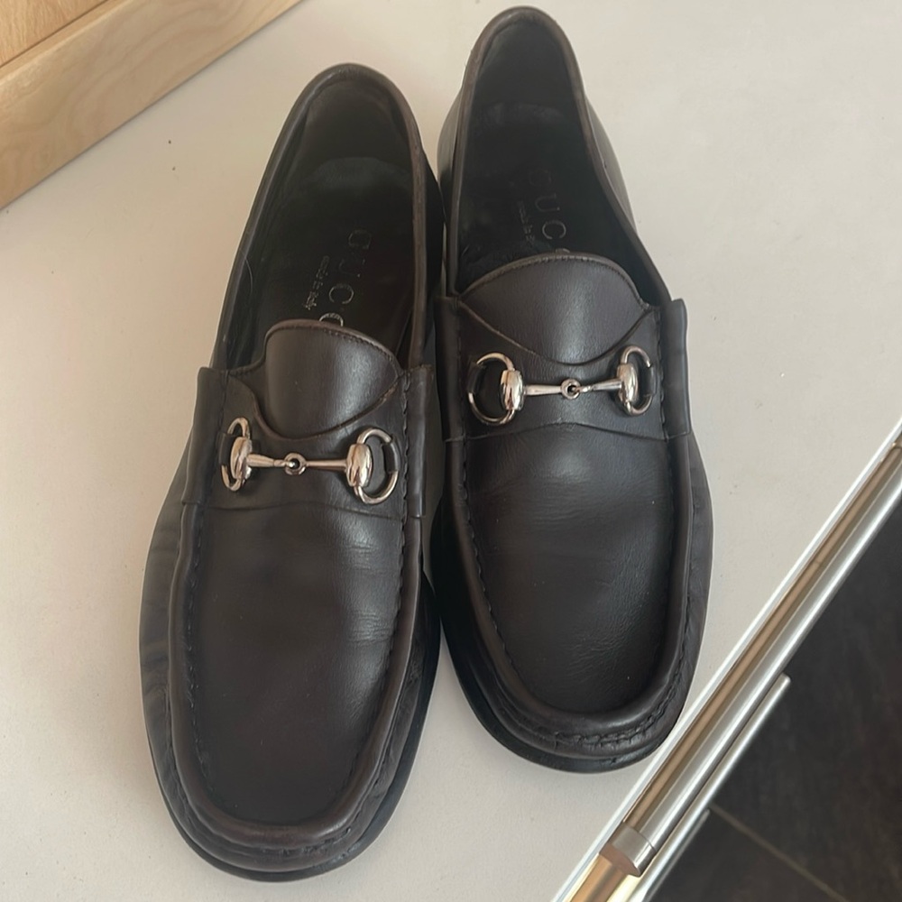 Gucci chocolate brown loafers. Once they’re like brand new. Comes with shoe horn